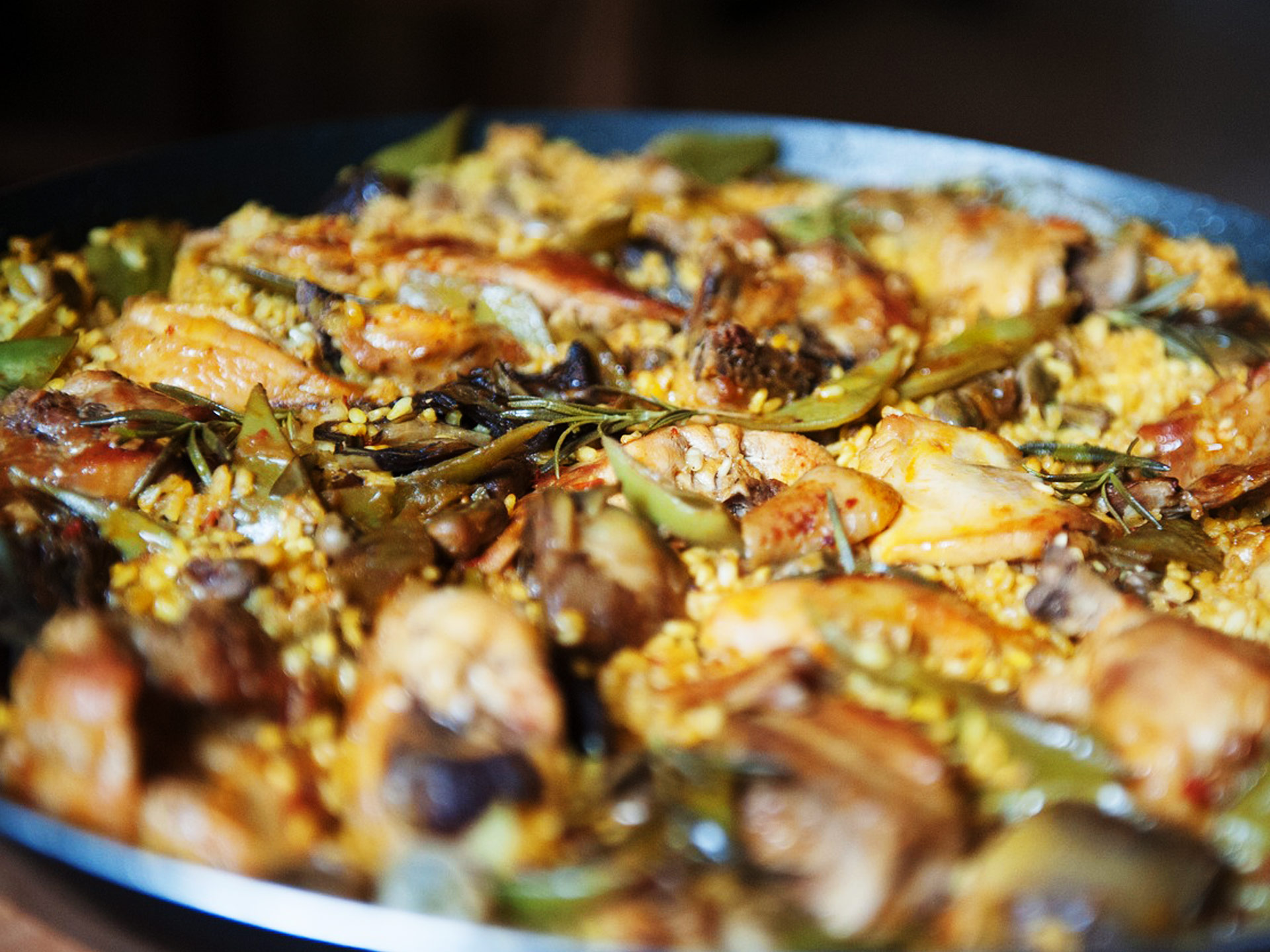 Paella mit Hühnchen und Gambas - Mallorca-Rezepte von Fet a Sóller