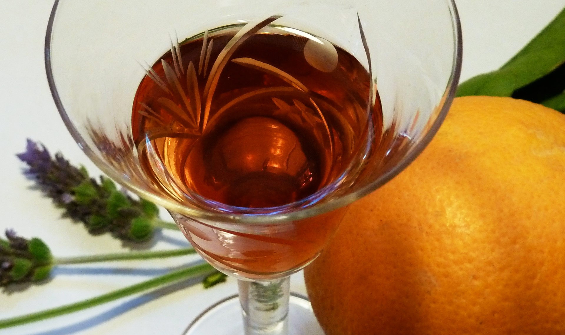 Orangenwein - Mallorca-Rezepte von Fet a Sóller