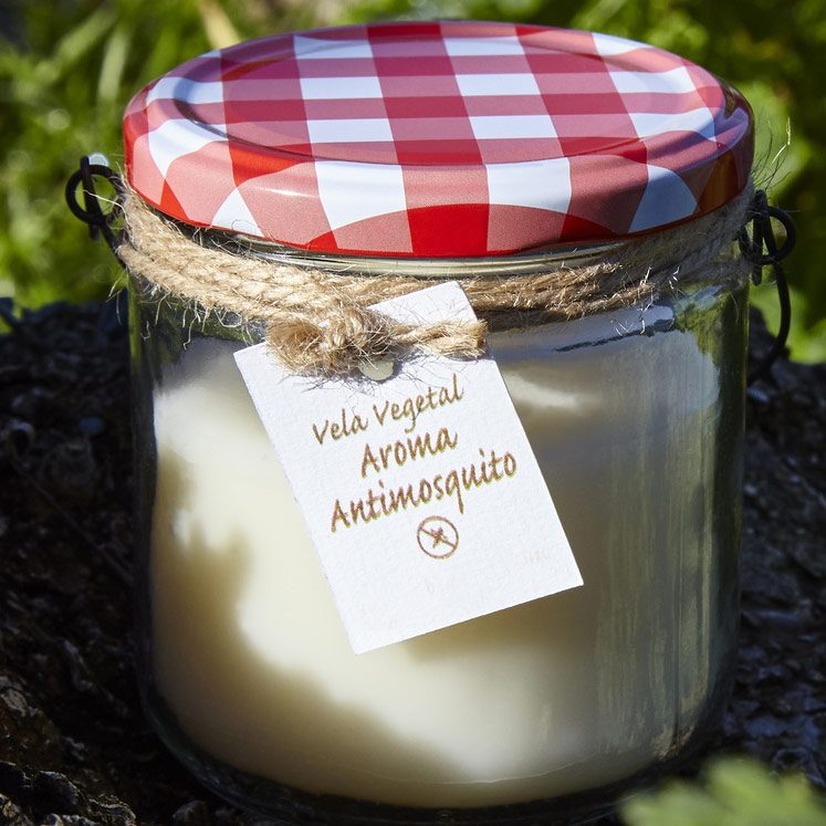 Anti-mosquito vegetal candle