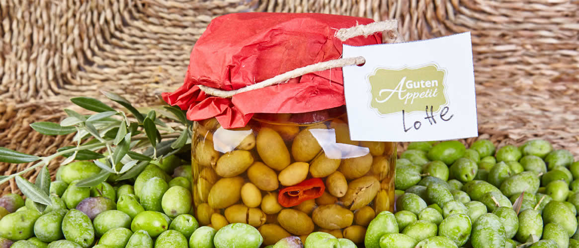 Olives vertes fraîches à faire mariner