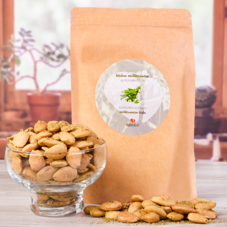 Roasted almonds with herbs and salt