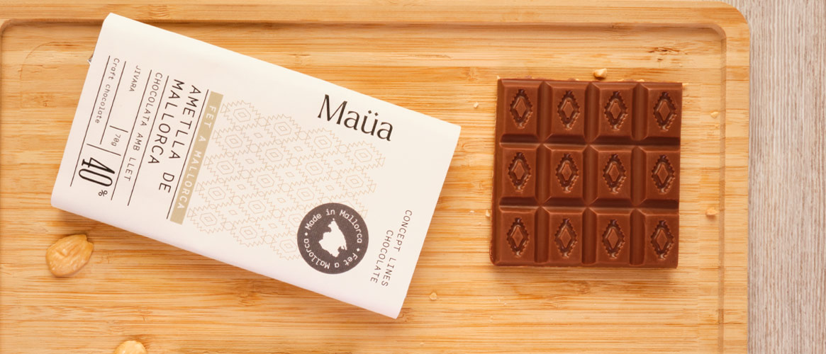 Maüa Milchschokolade mit gerösteten Mallorca Mandeln