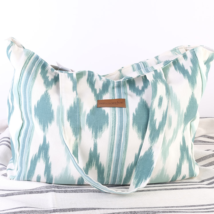 Tragetasche aus Ikat-Zungenstoff Türkis