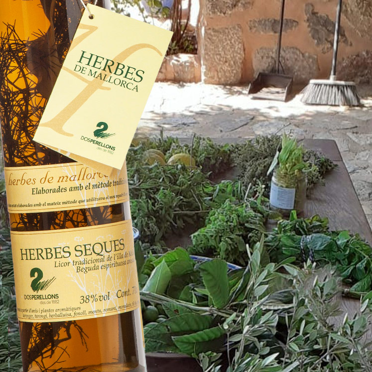 Dos Perellons Herbes seques de Mallorca Herbal Liqueur