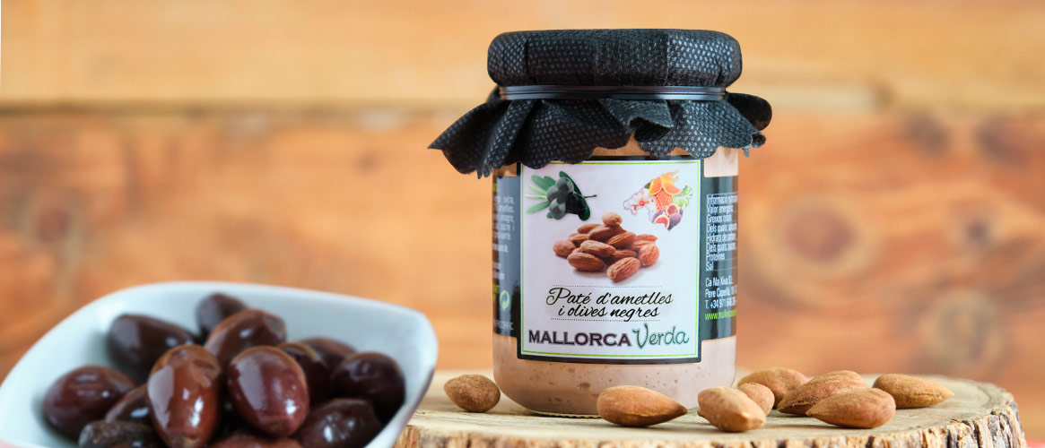 Mallorca Verda Mandelaufstrich mit schwarzen Oliven