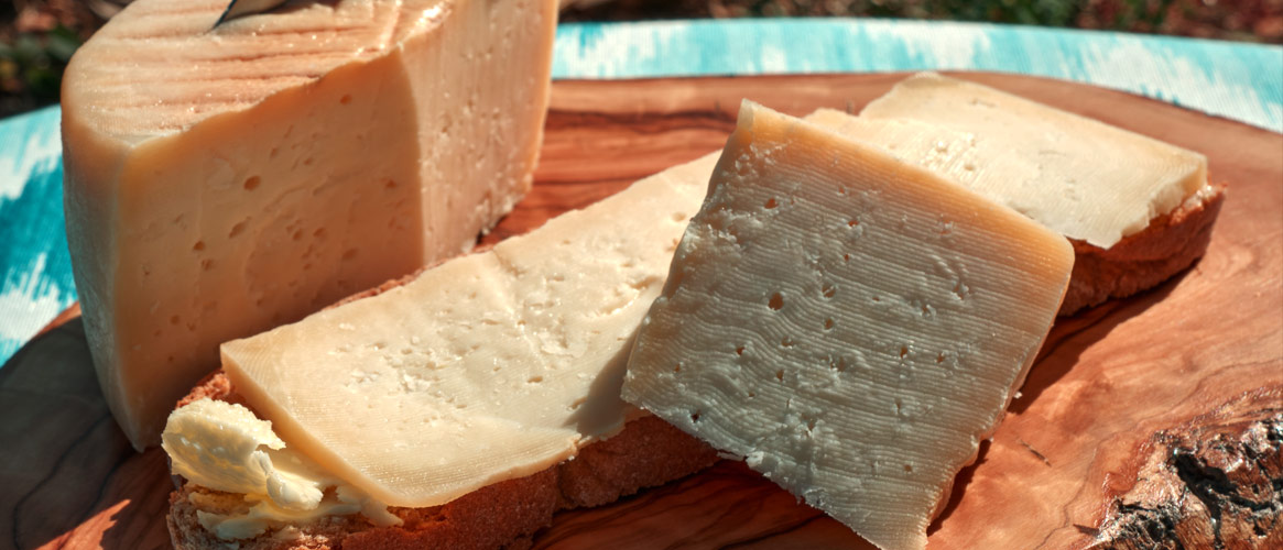 Binibeca Fromage de brebis semi-affiné à pâte ferme