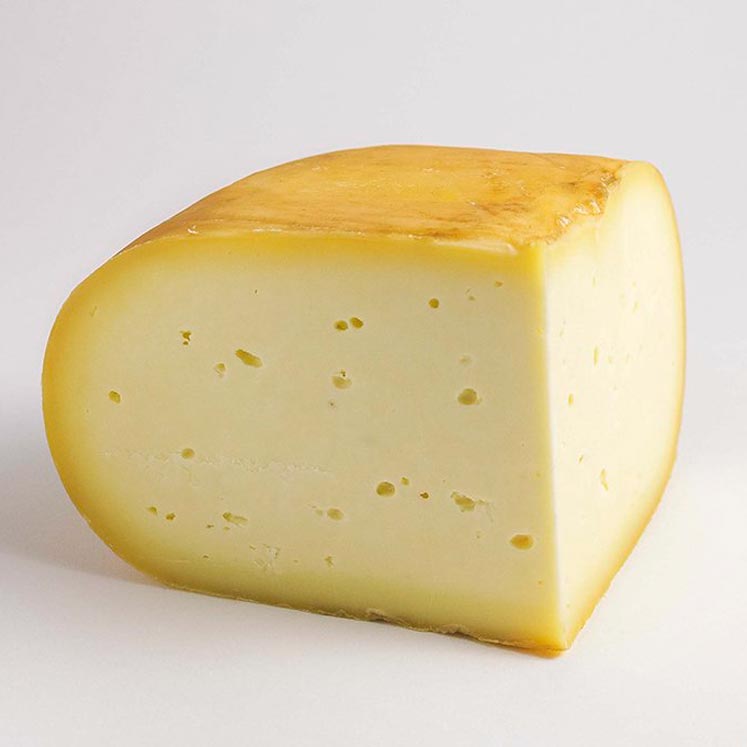 Quintana Artisan semi-cured cheese