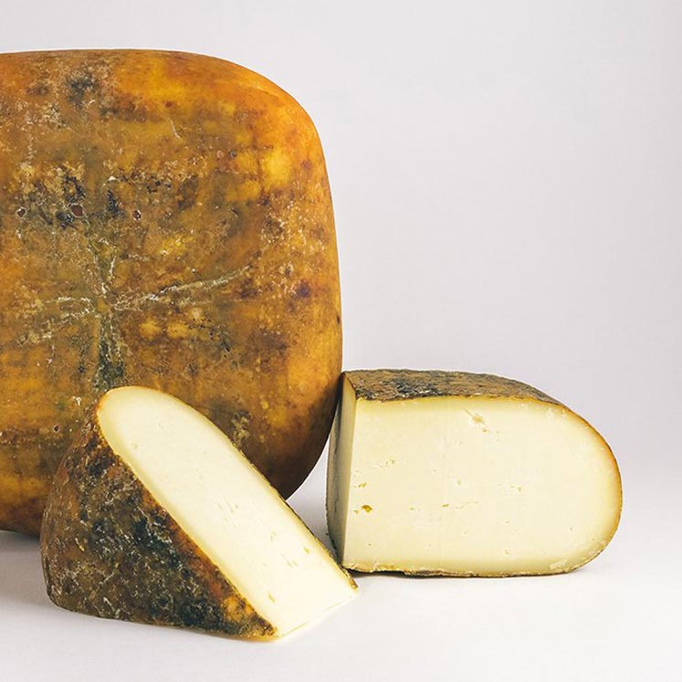 Quintana Geräucherter Käse aus Menorca