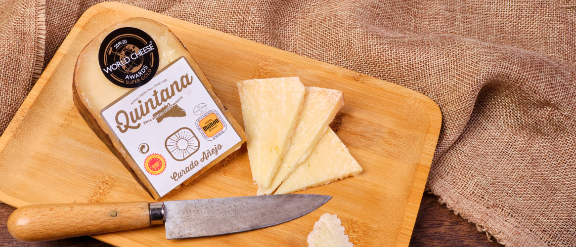 Quintana extra gereifter Käse Curado Anejo